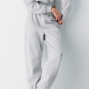 Aritzia TNA Cozy Fleece Joggers With Detailing Heather Grey